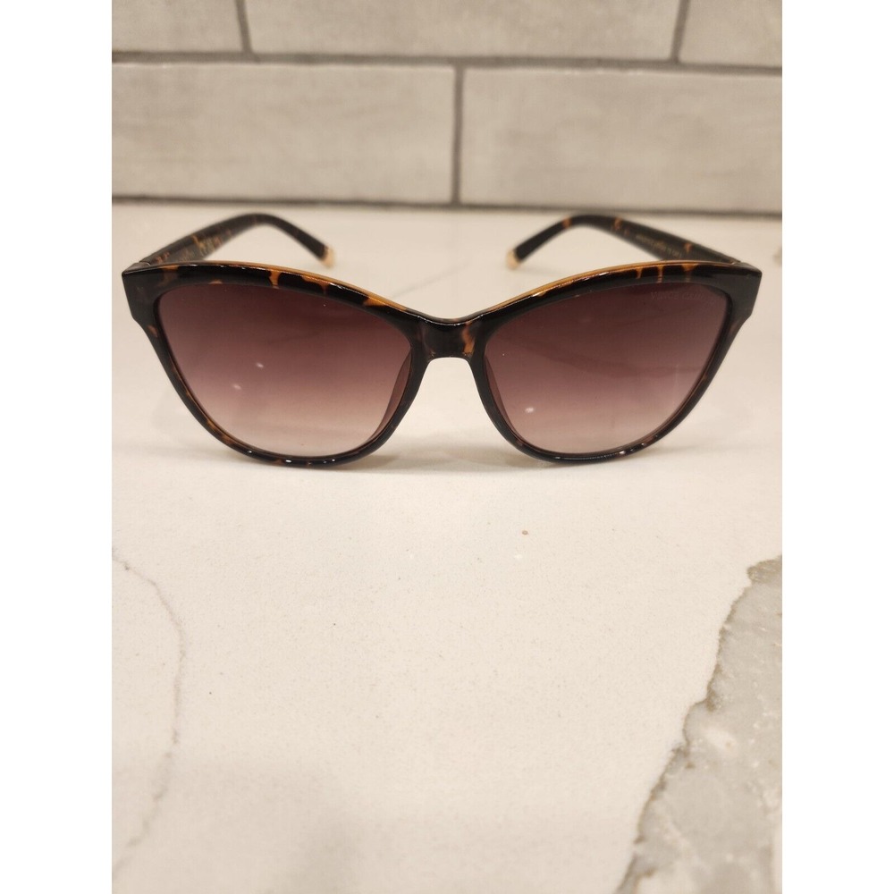Vince Camuto VC1063 TS‎ Cat 3 Eye Sunglasses Tortoise Frame Brown Gradient Lens